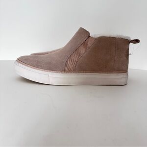 NEW TOM'S Bryce Pavement Slip-on Tan Suede/Faux Fur Women's Sneakers, Sz9.5